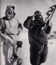 Herbert Tichy a Pasang Dava Lama na vrcholu Čo Oju